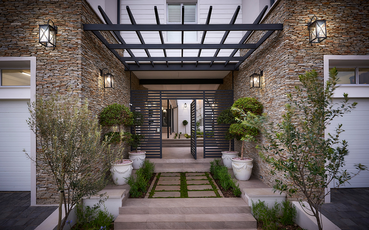 Courtyard House images